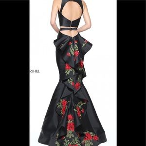 Sherri Hill prom dress bust 32.5 waist25 hips 35.5